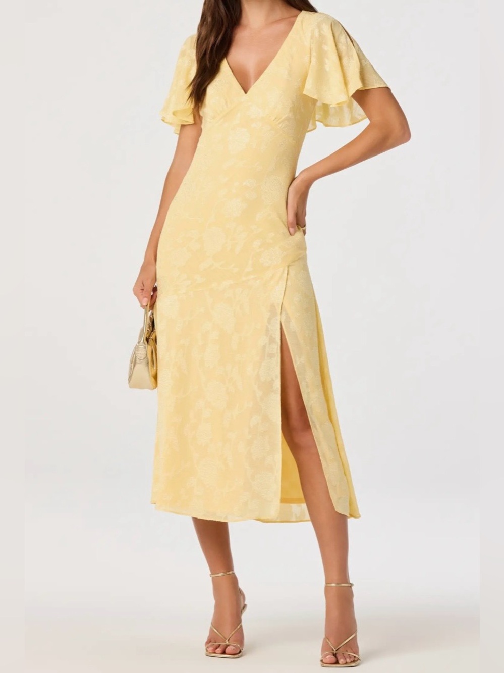 ASTR Floral Flutter Sleeve Cutout Back Midi Dress in yellow Size XS